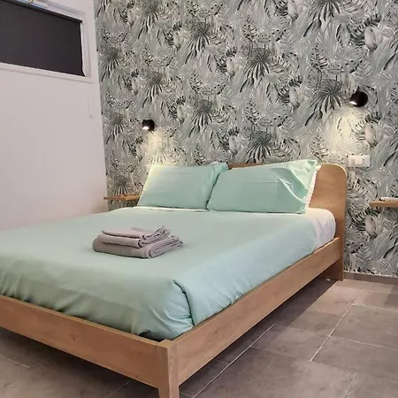 Borgo Di Levante Luxury Apartments Brindisi Exterior photo