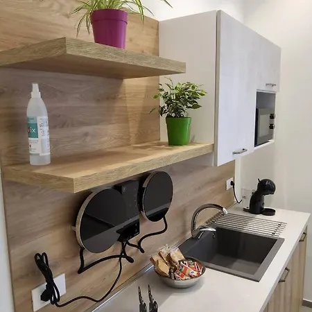 Borgo Di Levante Luxury Apartments Brindisi Exterior photo