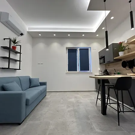 Borgo Di Levante Luxury Apartments Brindisi Exterior photo